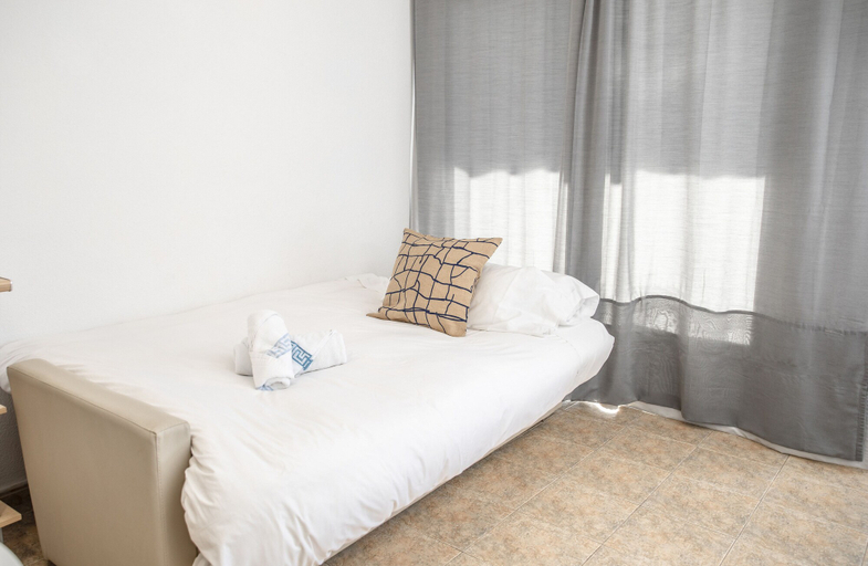 Bedroom 4, Palm Beach Club Aparthotel, Málaga