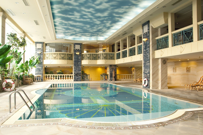 Sport & Beauty 2, New Orient Landmark Hotel, Cathedral Parish