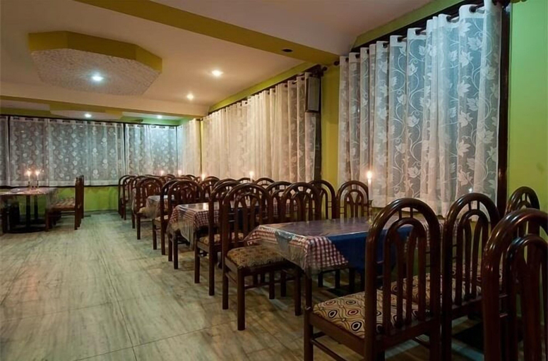 Food & Drinks 4, Hotel Chintpurni International, Reasi