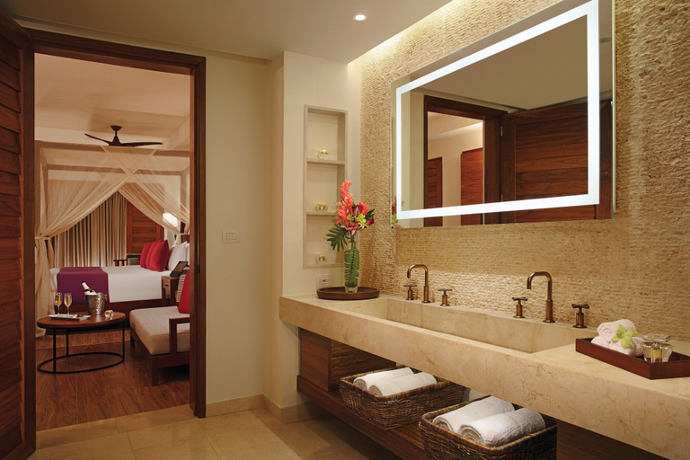 Bathroom 5, Secrets Cap Cana Resort & Spa - Adults Only - All Inclusive, Salvaleon de Higuey