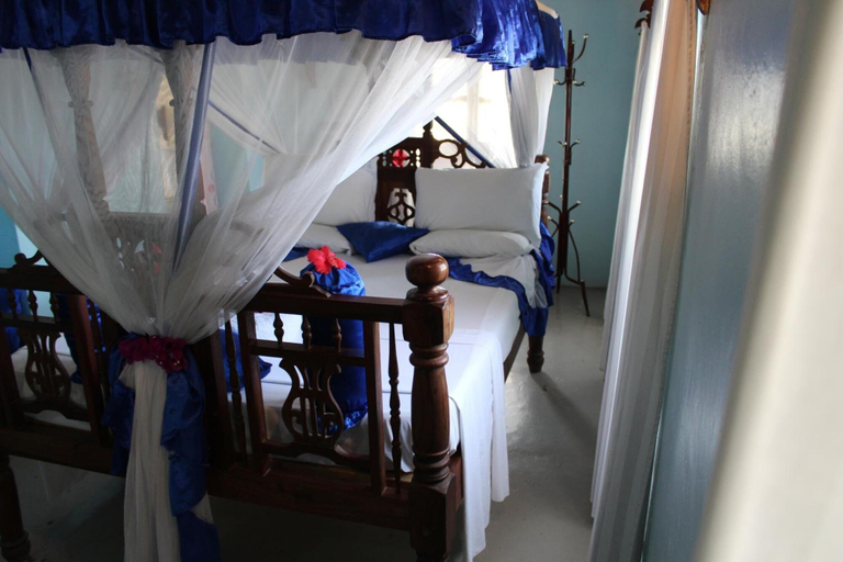 Bedroom 3, Princess Salme Inn, Mjini