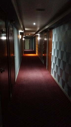 Others 4, Midas Hotel, Buk