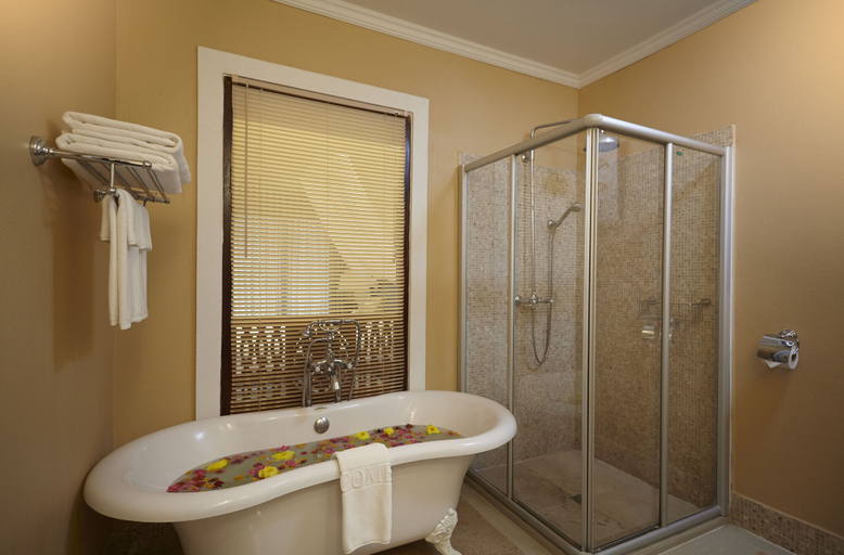 Bathroom 4, Santi Resort & Spa, Luang Prabang