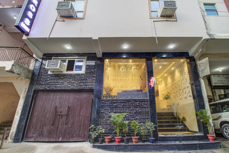 Exterior & Views 2, FabHotel Gross inn Suites, Delhi