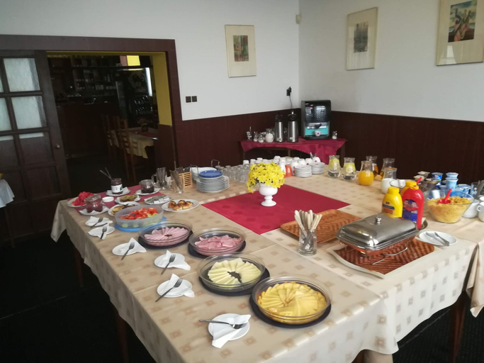 Food & Drinks 5, Hotel Isora, Ostrava