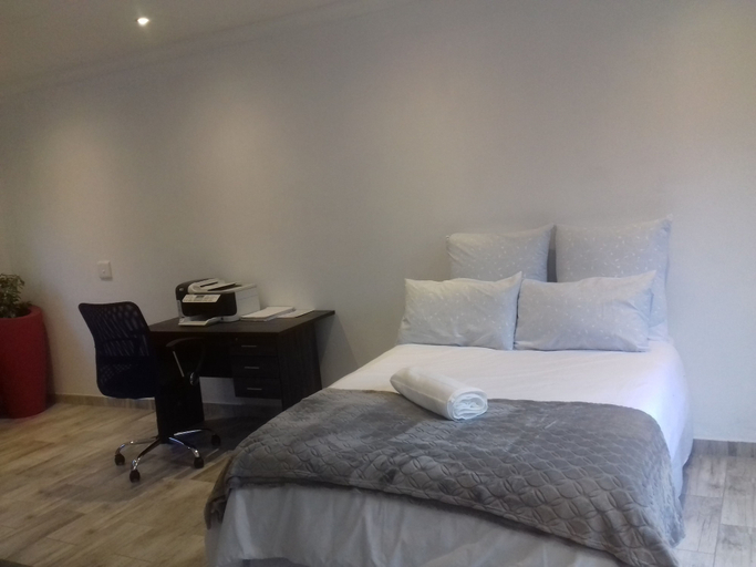 Bedroom, Mayberrypark Guest Lodge, Ekurhuleni