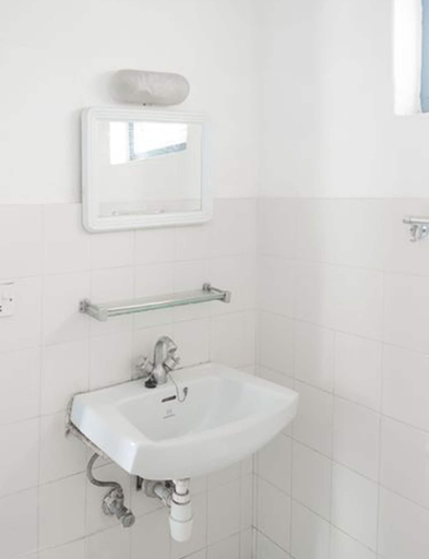 Bathroom 3, Hotel Mountain View, Gandaki