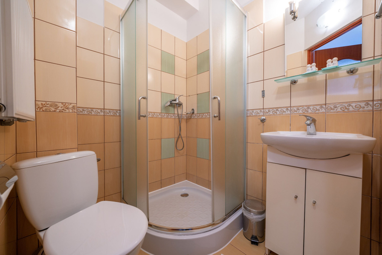 Bathroom, Zającówka, Jelenia Góra