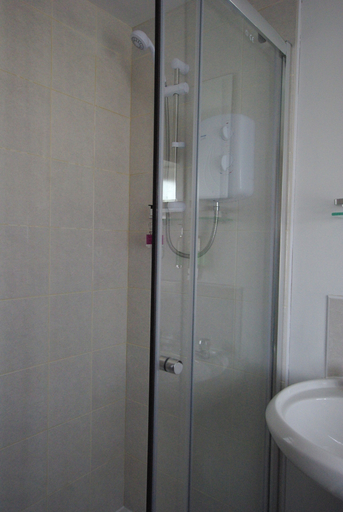 Bathroom 4, Sandhill, Isle of Wight