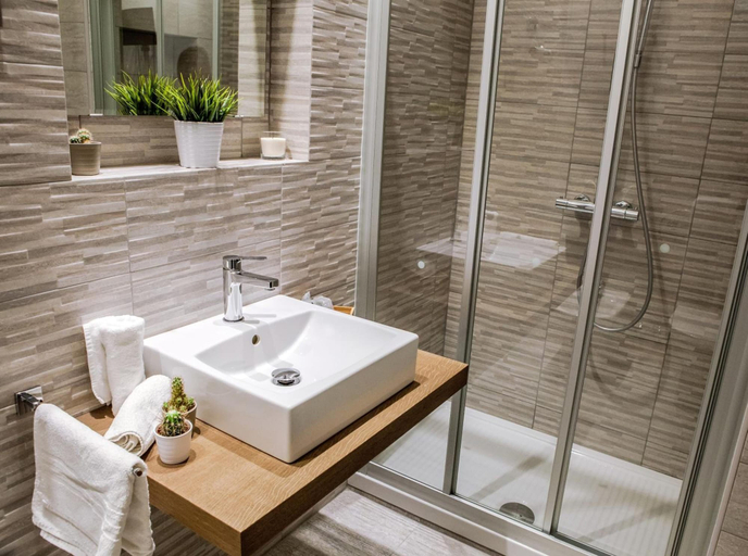 Bathroom 4, Venere Rooms, Campobasso