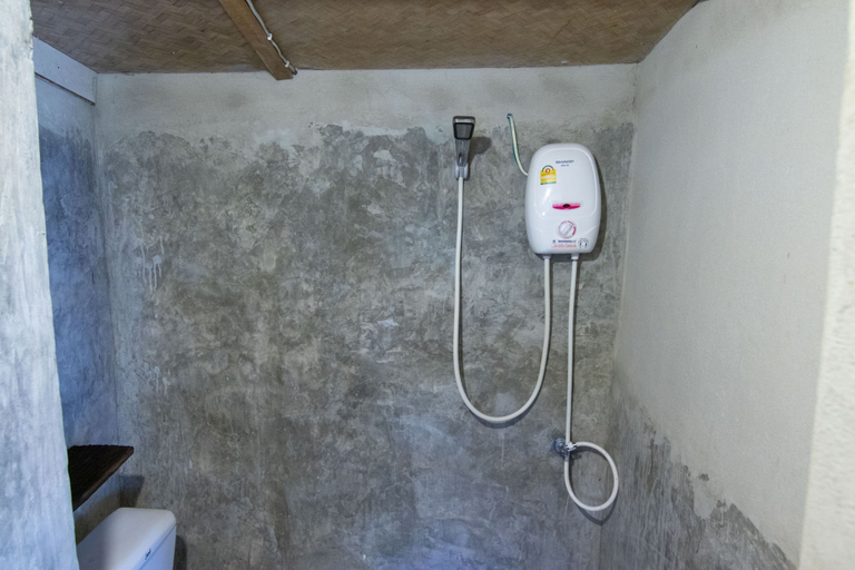 Bathroom 3, Ban Na Kai Mook Beach, Koh Chang
