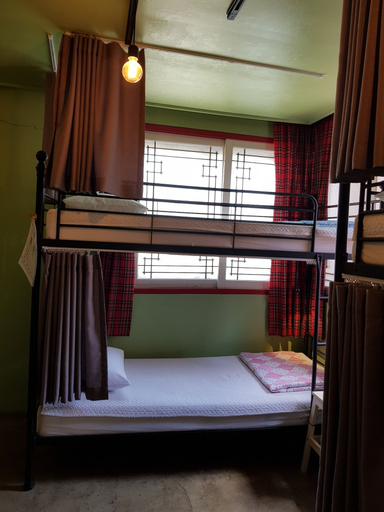 Bedroom 3, Mr.Comma Guesthouse - Hostel, Mapo