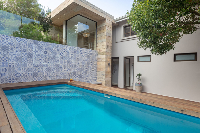 Sport & Beauty 5, Sunrise Bay Self-Catering Accommodation, Eden
