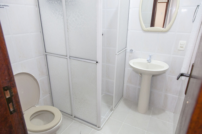 Bathroom 4, Apart Hotel Fênix, Florianopolis