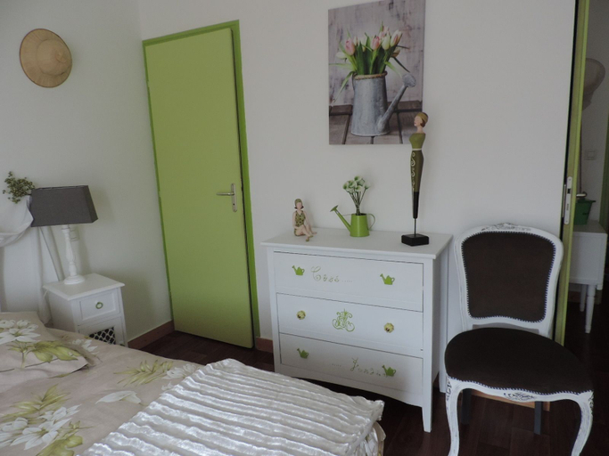 Bedroom 5, Villa des Hortensias, Côtes-d'Armor