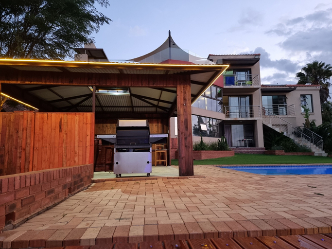 Exterior & Views 2, Weston Guest House, West Rand