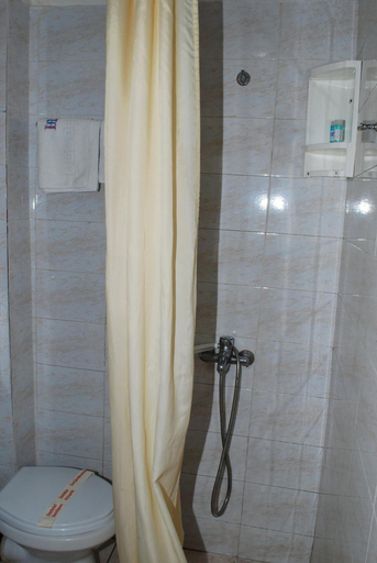 Bathroom 3, Hotel Diethnes, Attica