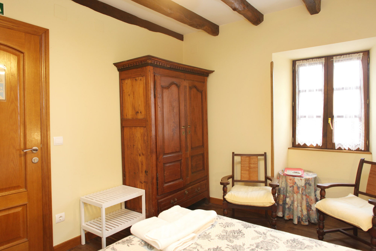 Bedroom 2, Casa Rural Gontxea, Navarra