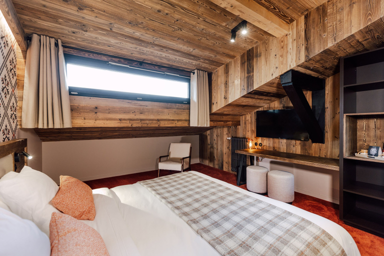 Bedroom 3, Hôtel Névé, Haute-Savoie