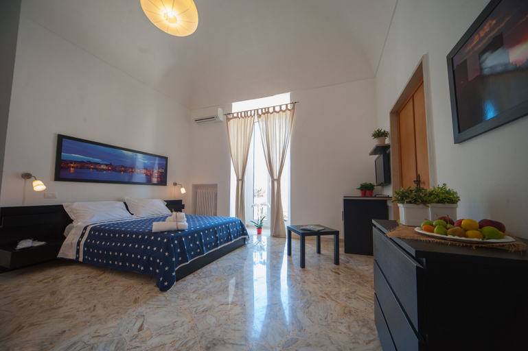 Bedroom 3, Bed and Breakfast Longobardi, Barletta-Andria-Trani