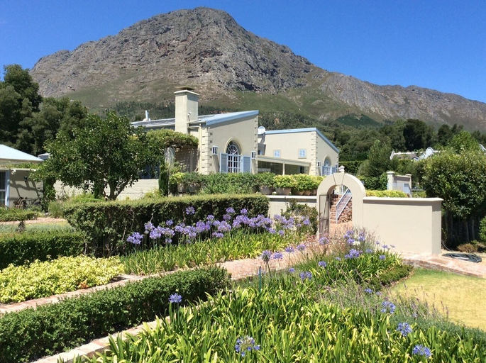 Exterior & Views 2, La Cabrière Country House, Cape Winelands