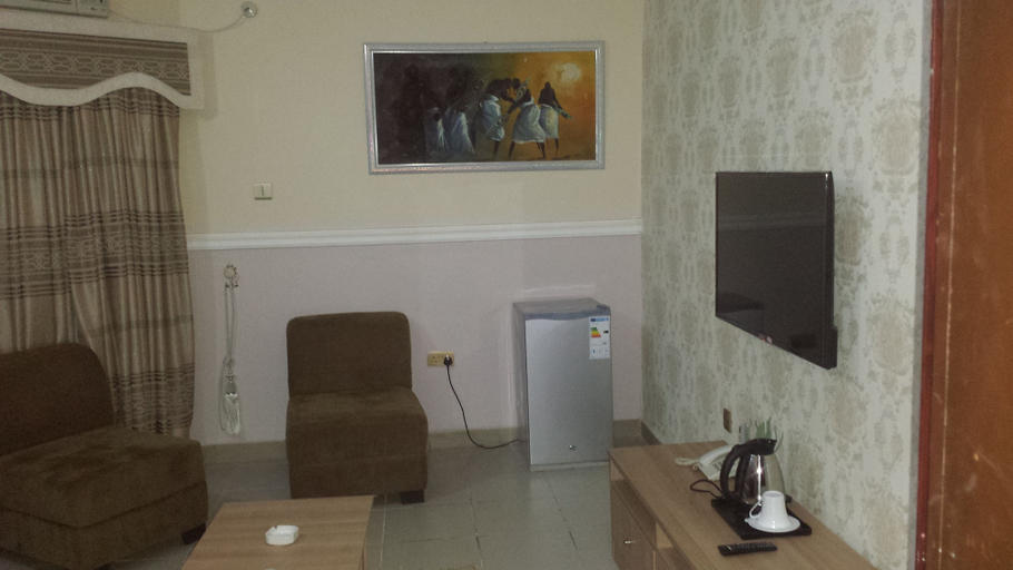Others 5, Alpina Lodge, AbujaMun