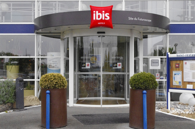 Exterior & Views 2, ibis Site du Futuroscope, Vienne