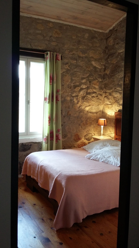 Bedroom 4, L'Envolée, Aude
