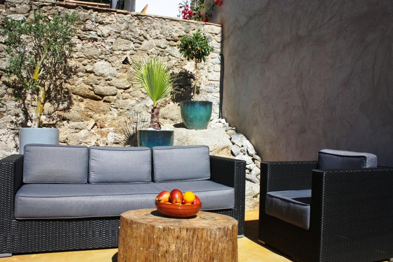 Others 5, Casa Calella, Girona