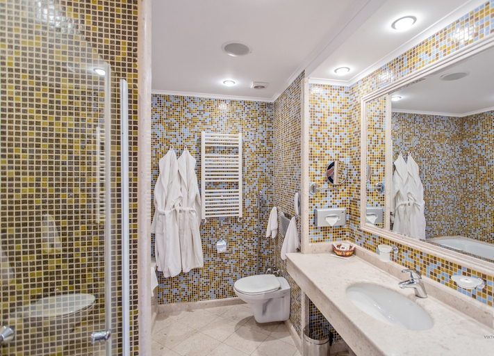 Bathroom 5, Grand Hotel Pomorie, Pomorie