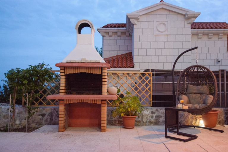 Exterior & Views, Apartments Villa Aurora 3, Okrug