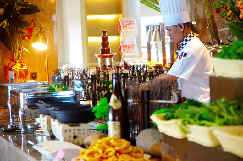 Food & Drinks 5, Ramada Plaza Dongxing City Center, Móng Cái