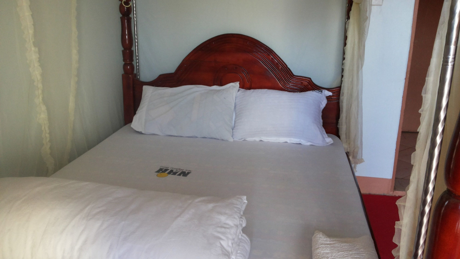 Bedroom 2, New Highway Hotel, Mityana