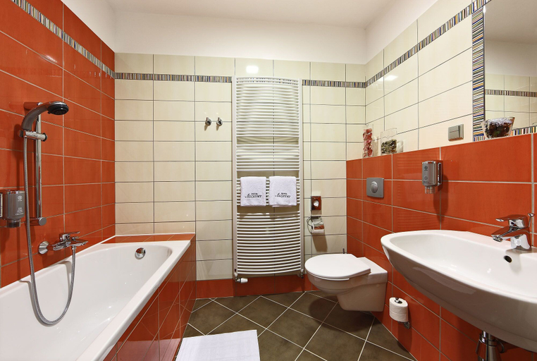 Bathroom 4, Depandance Edward Kelly, Český Krumlov