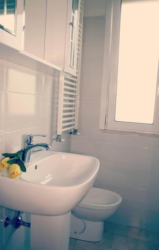 Bathroom 4, Hotel Amoha, Rimini
