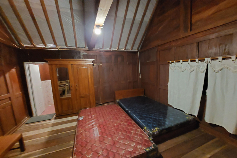 Bedroom 2, Mbok Niem Cafe and Cottage, Bantul