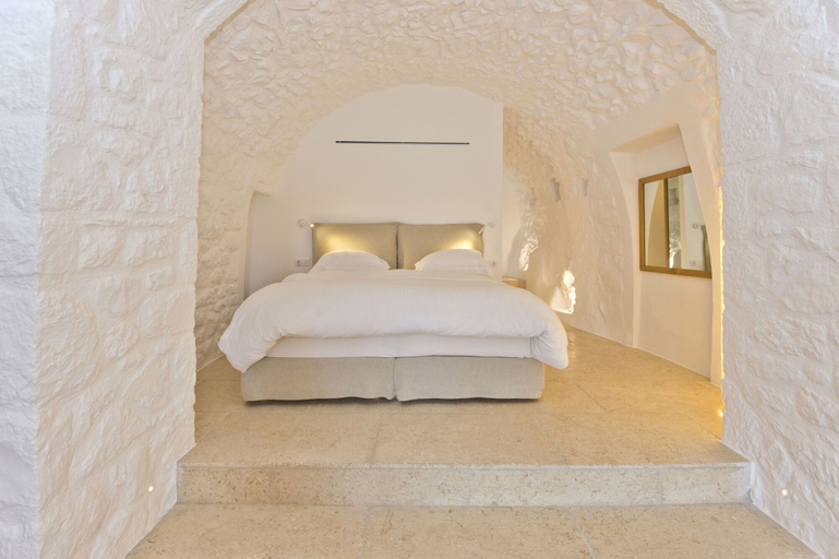 Bedroom 2, Pirgos Mavromichali, Peloponnese