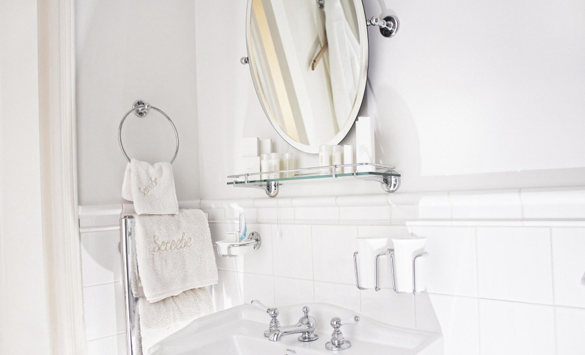 Bathroom 5, Screebe House