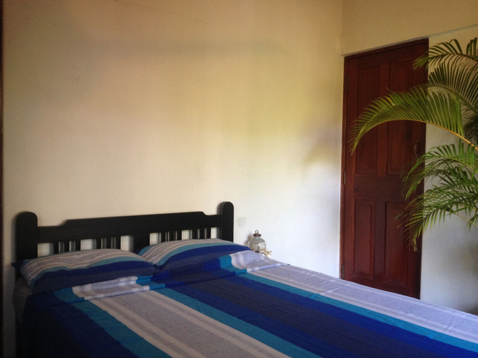 Bedroom 2, Lidwins Inn, Negombo