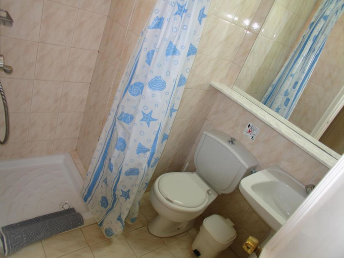 Bathroom 5, Hotel Summerland, South Aegean