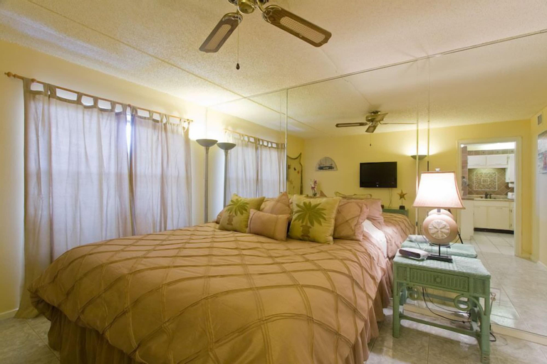 Gulfview by South Padre Condo Rentals, Cameron