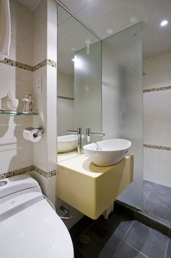 Bathroom 5, Mingle Place With The Star, Hong Kong Island