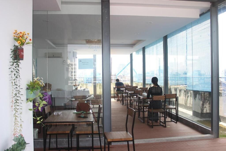 Food & Drinks 5, Sky Hotel, Yangon