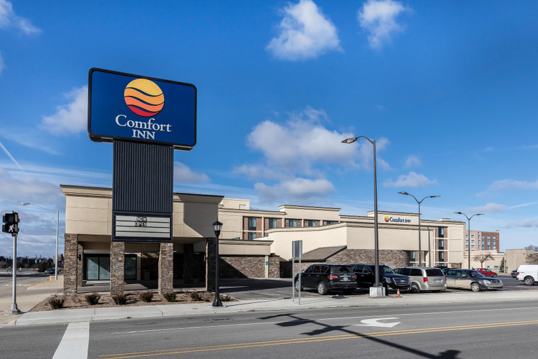 Exterior & Views 2, Comfort Inn Bay City - Riverfront, Bay