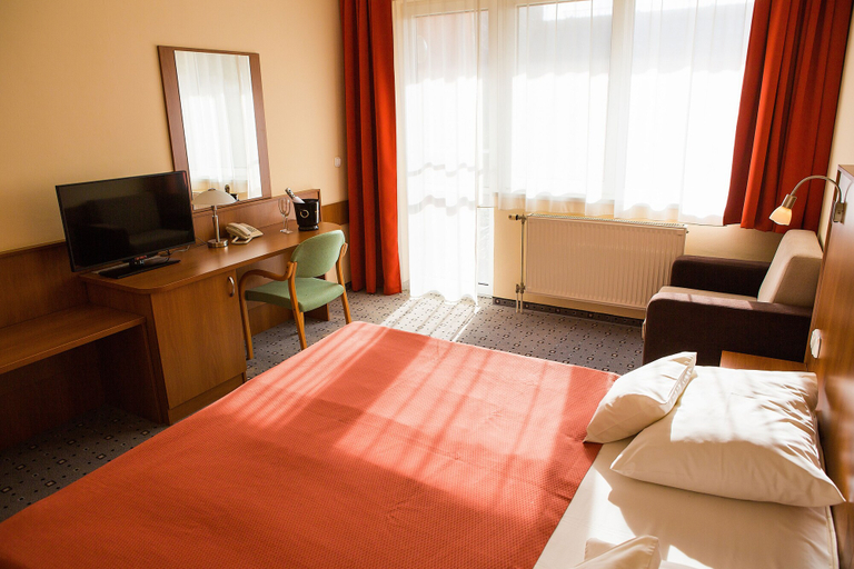 Bedroom 3, Art Hotel superior, Nagykanizsai/Zalakaros