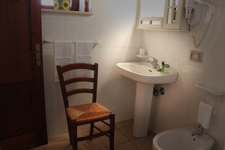 Bathroom, Villa Teresa Resort, Ragusa