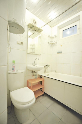 Bathroom, Apartment on Uborevicha 20, Vladivostok gorsovet