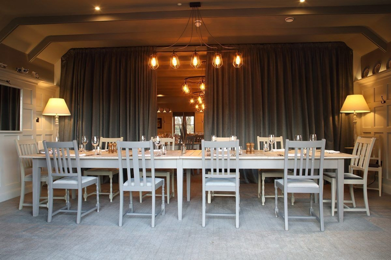 Food & Drinks 5, The Jack Russell, Hampshire