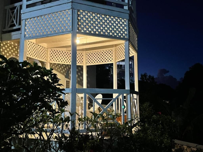 Exterior & Views, Humming Bird Holiday Retreat