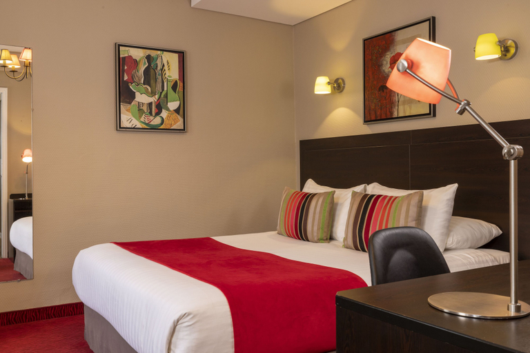 Bedroom 4, Hotel Chatillon Paris Montparnasse, Paris